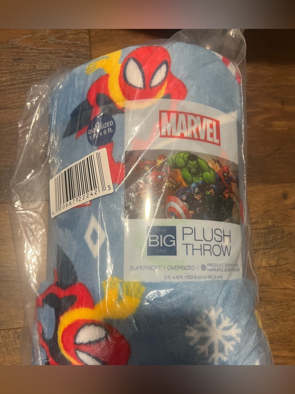 The Big One Marvel Spider Man Holiday Christmas Plush Fleece Throw Blanket NIB
